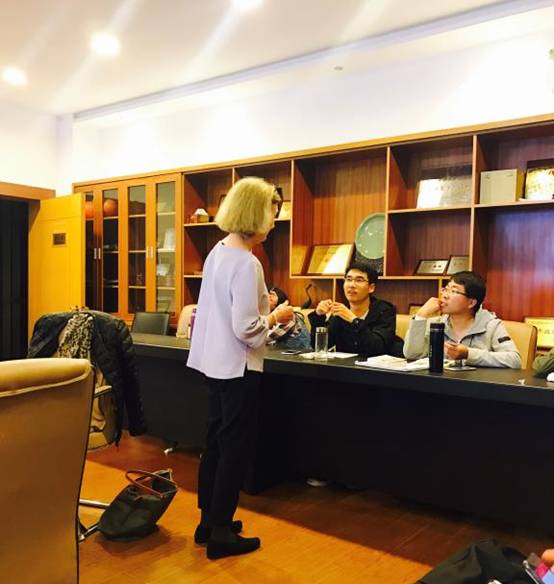 挪威奥斯陆大学著名教授Bente Christensen驻外国语学院讲学 1.jpg